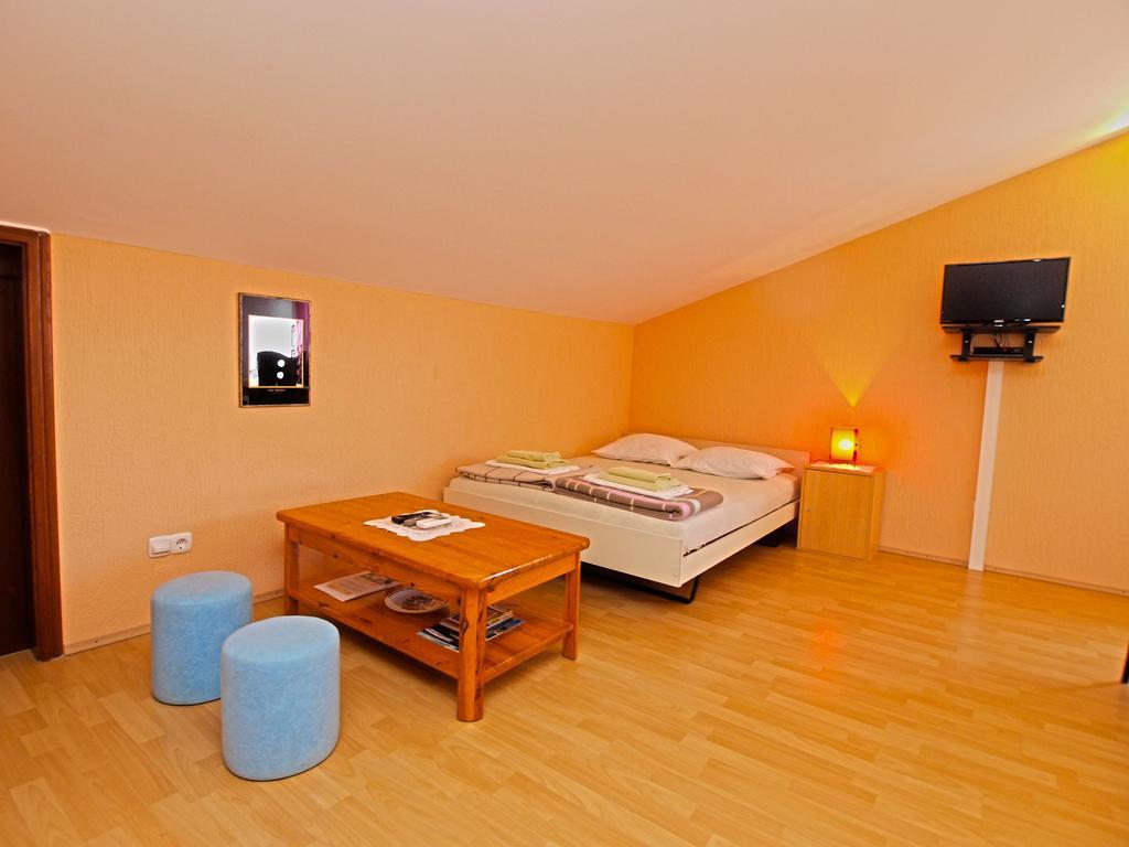 Apartments Denis 19 Fažana Εξωτερικό φωτογραφία