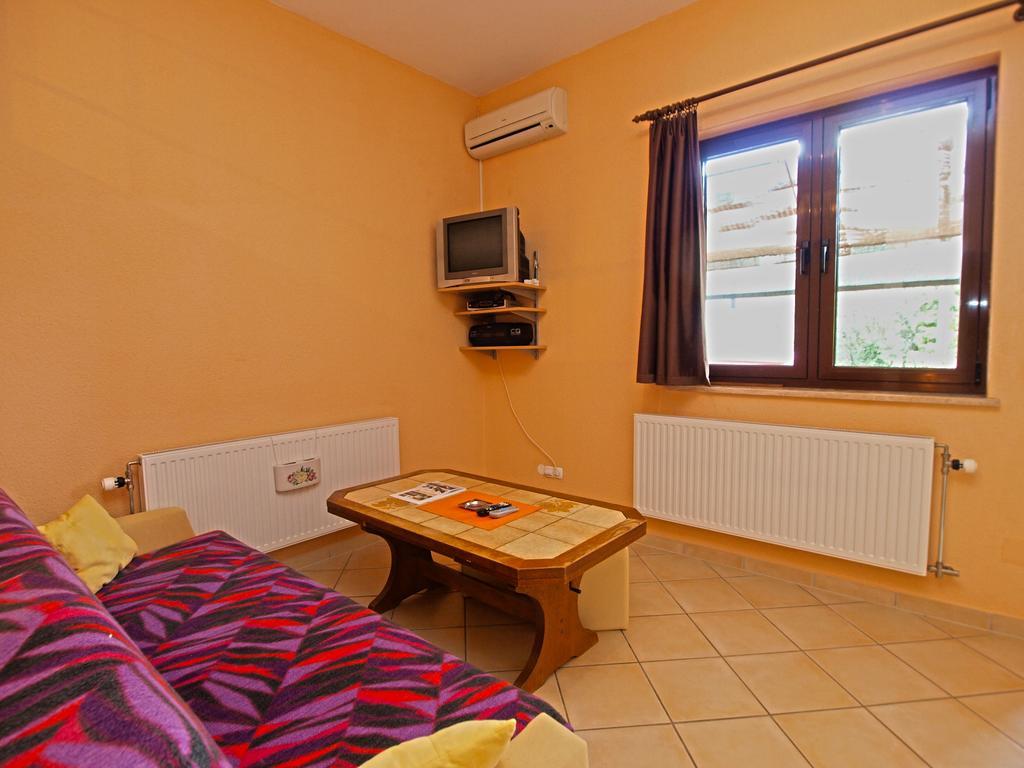 Apartments Denis 19 Fažana Εξωτερικό φωτογραφία